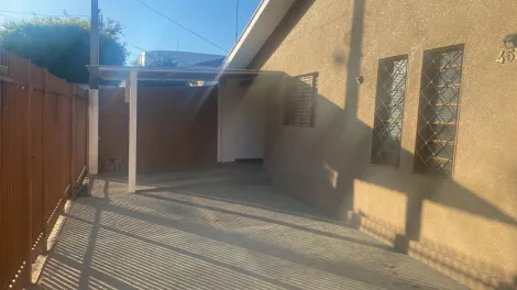 Alugar Casa / Padr&atilde;o em S&atilde;o Jos&eacute; do Rio Preto. apenas R$ 450.000,00