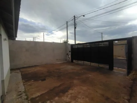 Alugar Casa / Padr&atilde;o em S&atilde;o Jos&eacute; do Rio Preto R$ 950,00 - Foto 3
