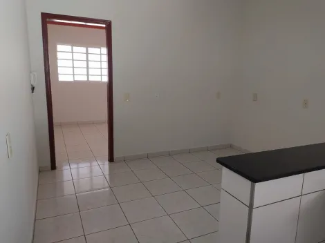 Alugar Casa / Padr&atilde;o em S&atilde;o Jos&eacute; do Rio Preto R$ 1.900,00 - Foto 10
