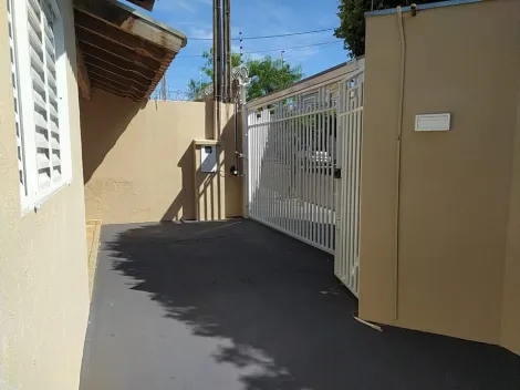 Alugar Casa / Padr&atilde;o em S&atilde;o Jos&eacute; do Rio Preto R$ 1.900,00 - Foto 17