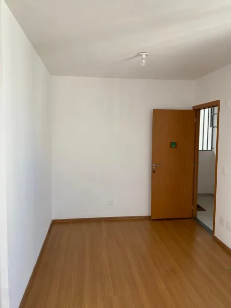 Comprar Apartamento / Padr&atilde;o em S&atilde;o Jos&eacute; do Rio Preto R$ 200.000,00 - Foto 2