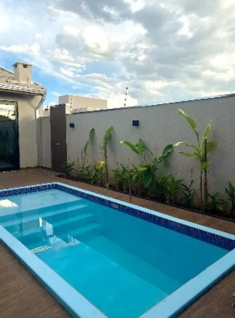 Casa / Padr&atilde;o em Ol&iacute;mpia 