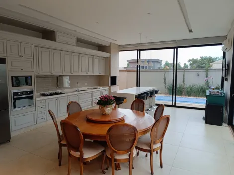 Casa / Condom&iacute;nio em S&atilde;o Jos&eacute; do Rio Preto 