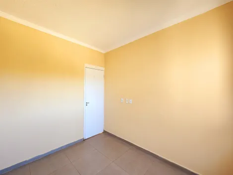 Alugar Apartamento / Padr&atilde;o em S&atilde;o Jos&eacute; do Rio Preto R$ 900,00 - Foto 9