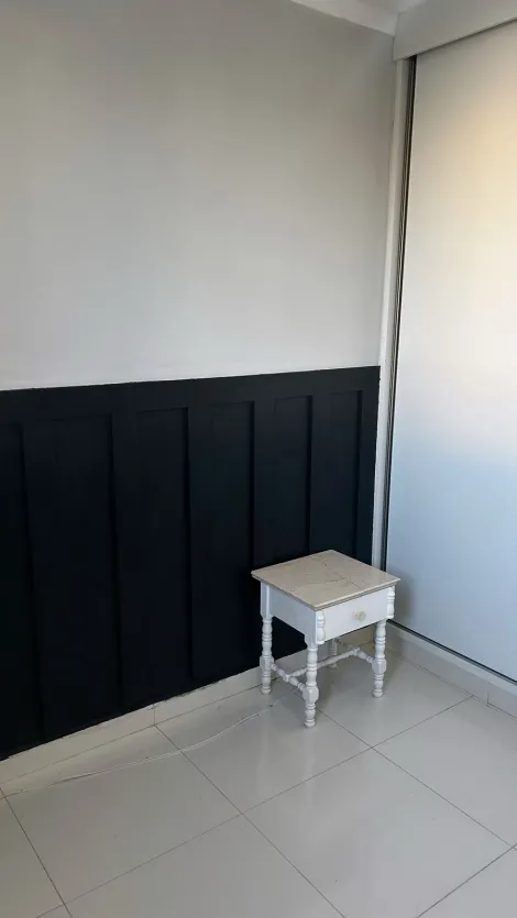 Alugar Apartamento / Padr&atilde;o em S&atilde;o Jos&eacute; do Rio Preto R$ 1.300,00 - Foto 4