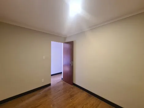 Alugar Apartamento / Padr&atilde;o em S&atilde;o Jos&eacute; do Rio Preto R$ 800,00 - Foto 13