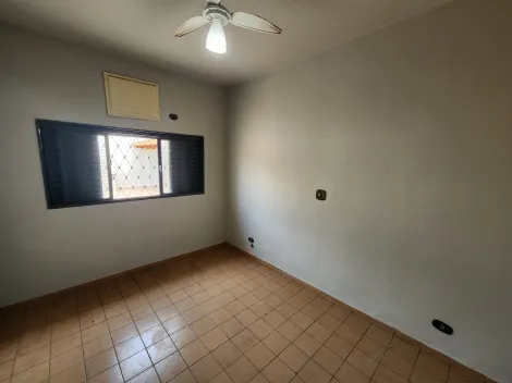 Alugar Casa / Padr&atilde;o em S&atilde;o Jos&eacute; do Rio Preto R$ 2.500,00 - Foto 5
