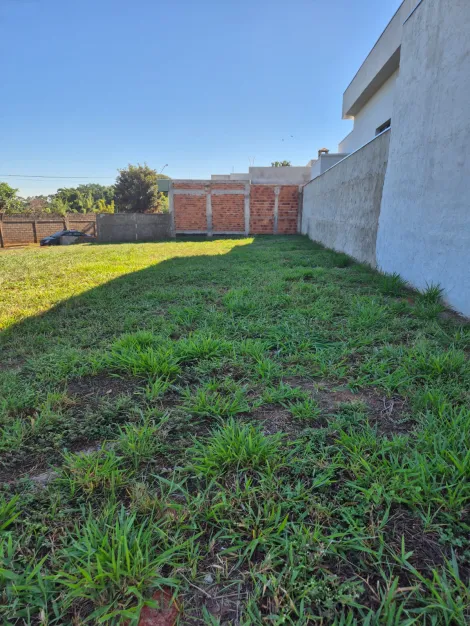 Terreno / Condom&iacute;nio em Bady Bassitt 