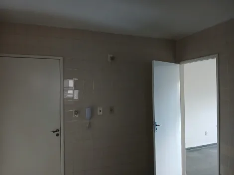 Alugar Apartamento / Padr&atilde;o em S&atilde;o Jos&eacute; do Rio Preto. apenas R$ 220.000,00