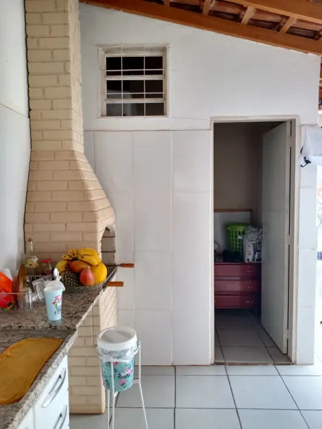 Comprar Casa / Padr&atilde;o em Mirassol R$ 330.000,00 - Foto 2