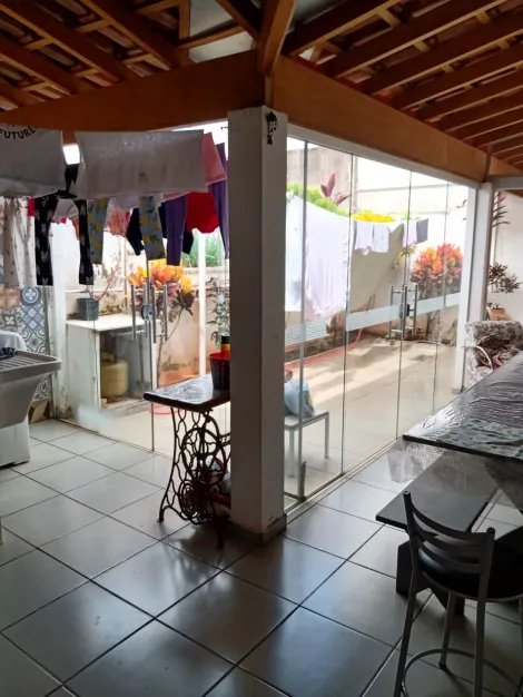Comprar Casa / Padr&atilde;o em Mirassol R$ 330.000,00 - Foto 4
