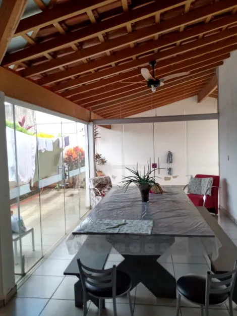 Alugar Casa / Padr&atilde;o em Mirassol. apenas R$ 330.000,00