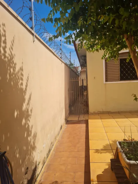 Alugar Casa / Padr&atilde;o em S&atilde;o Jos&eacute; do Rio Preto. apenas R$ 470.000,00
