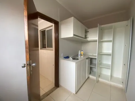 Alugar Apartamento / Padr&atilde;o em S&atilde;o Jos&eacute; do Rio Preto R$ 1.300,00 - Foto 11