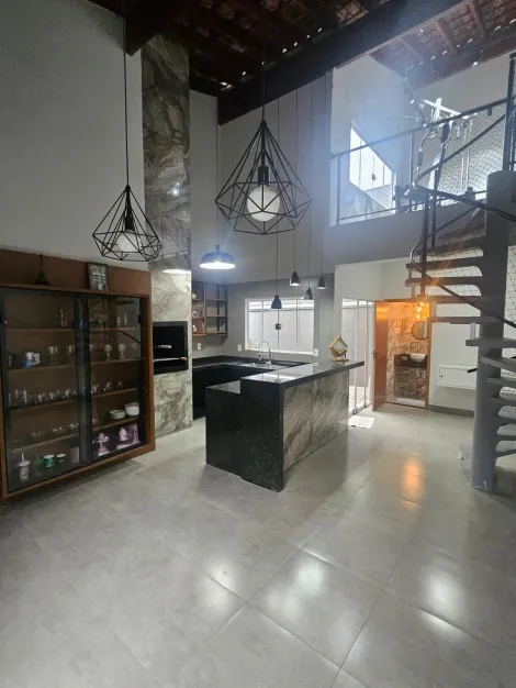 Alugar Casa / Padr&atilde;o em Cedral. apenas R$ 490.000,00