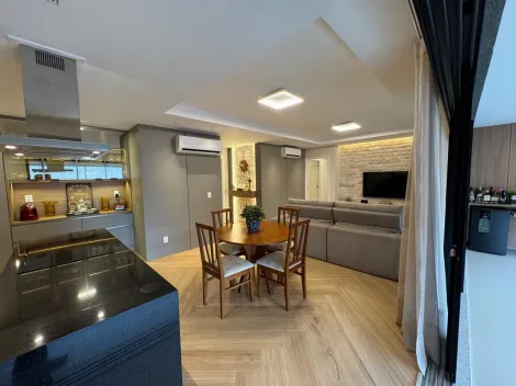 Apartamento / Padr&atilde;o em S&atilde;o Jos&eacute; do Rio Preto 