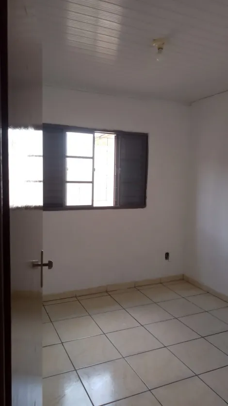 Alugar Casa / Padr&atilde;o em S&atilde;o Jos&eacute; do Rio Preto R$ 1.000,00 - Foto 6