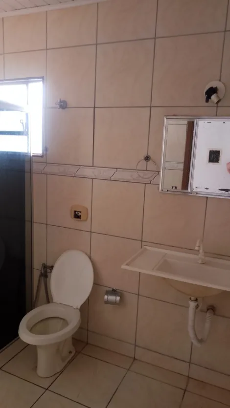 Alugar Casa / Padr&atilde;o em S&atilde;o Jos&eacute; do Rio Preto R$ 1.000,00 - Foto 14