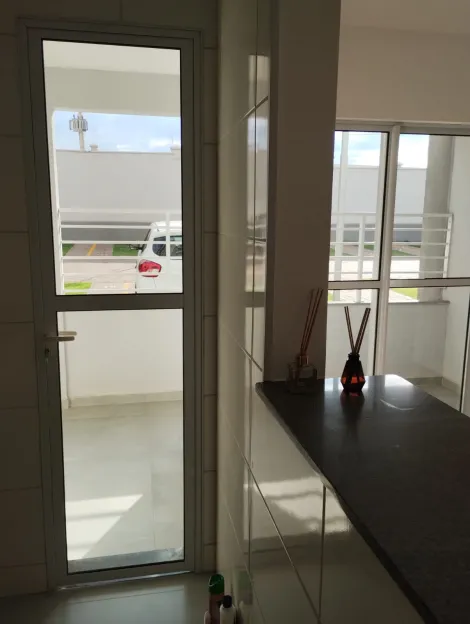 Comprar Apartamento / Padr&atilde;o em S&atilde;o Jos&eacute; do Rio Preto R$ 275.000,00 - Foto 3