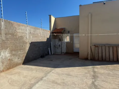 Alugar Casa / Padr&atilde;o em S&atilde;o Jos&eacute; do Rio Preto R$ 1.200,00 - Foto 16