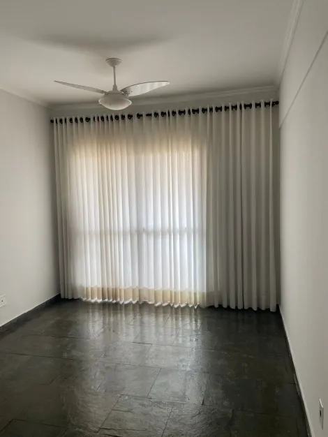 Apartamento / Padr&atilde;o em S&atilde;o Jos&eacute; do Rio Preto 