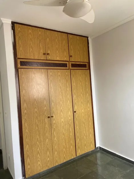 Comprar Apartamento / Padr&atilde;o em S&atilde;o Jos&eacute; do Rio Preto R$ 200.000,00 - Foto 9