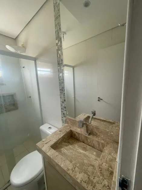 Alugar Apartamento / Padr&atilde;o em S&atilde;o Jos&eacute; do Rio Preto R$ 1.400,00 - Foto 3