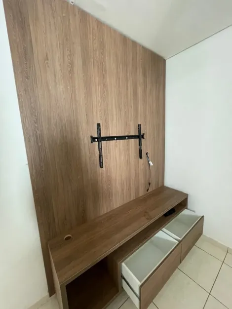 Alugar Apartamento / Padr&atilde;o em S&atilde;o Jos&eacute; do Rio Preto R$ 1.400,00 - Foto 18