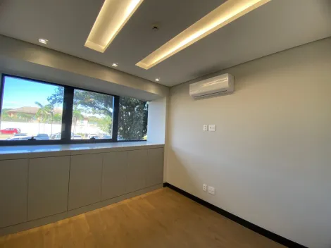 Alugar Comercial / Sala em S&atilde;o Jos&eacute; do Rio Preto. apenas R$ 4.500,00