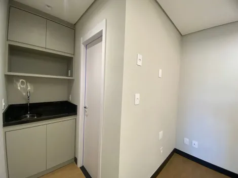 Alugar Comercial / Sala em S&atilde;o Jos&eacute; do Rio Preto R$ 4.500,00 - Foto 6