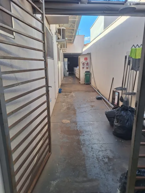 Alugar Comercial / Casa Comercial em S&atilde;o Jos&eacute; do Rio Preto R$ 25.000,00 - Foto 24