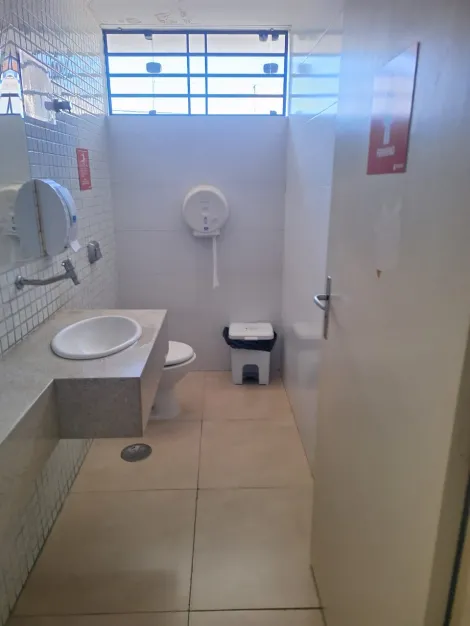 Alugar Comercial / Casa Comercial em S&atilde;o Jos&eacute; do Rio Preto R$ 25.000,00 - Foto 35