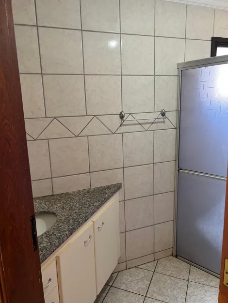 Alugar Apartamento / Padr&atilde;o em S&atilde;o Jos&eacute; do Rio Preto R$ 1.850,00 - Foto 17
