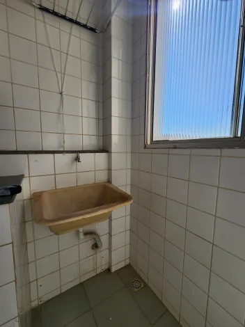 Alugar Apartamento / Padr&atilde;o em S&atilde;o Jos&eacute; do Rio Preto R$ 1.100,00 - Foto 9