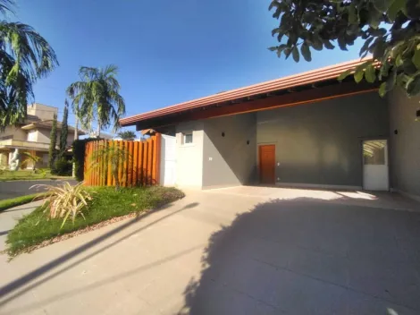 Casa / Condom&iacute;nio em S&atilde;o Jos&eacute; do Rio Preto 