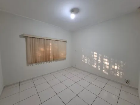 Alugar Casa / Padr&atilde;o em S&atilde;o Jos&eacute; do Rio Preto. apenas R$ 1.650,00