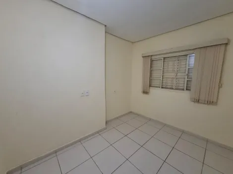 Alugar Casa / Padr&atilde;o em S&atilde;o Jos&eacute; do Rio Preto R$ 1.650,00 - Foto 6