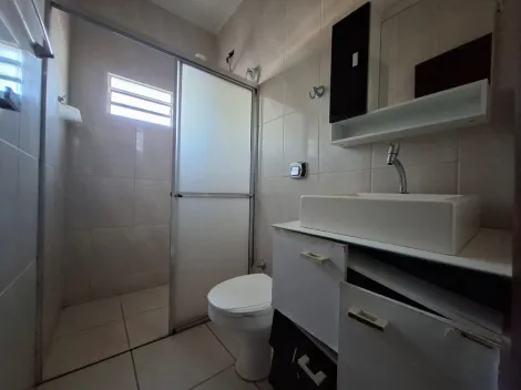 Alugar Casa / Padr&atilde;o em S&atilde;o Jos&eacute; do Rio Preto R$ 1.650,00 - Foto 10