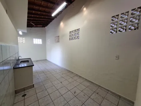 Alugar Casa / Padr&atilde;o em S&atilde;o Jos&eacute; do Rio Preto R$ 1.650,00 - Foto 17