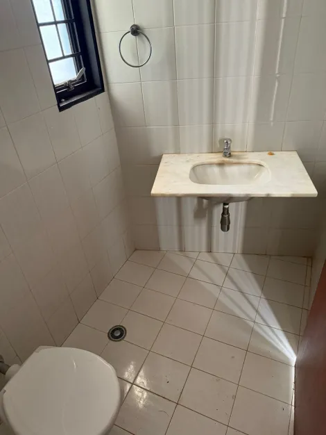 Alugar Casa / Padr&atilde;o em S&atilde;o Jos&eacute; do Rio Preto R$ 6.800,00 - Foto 8