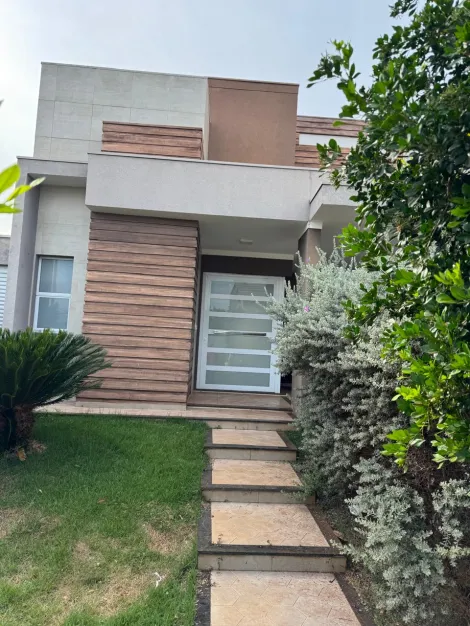 Alugar Casa / Condom&iacute;nio em S&atilde;o Jos&eacute; do Rio Preto. apenas R$ 5.500,00