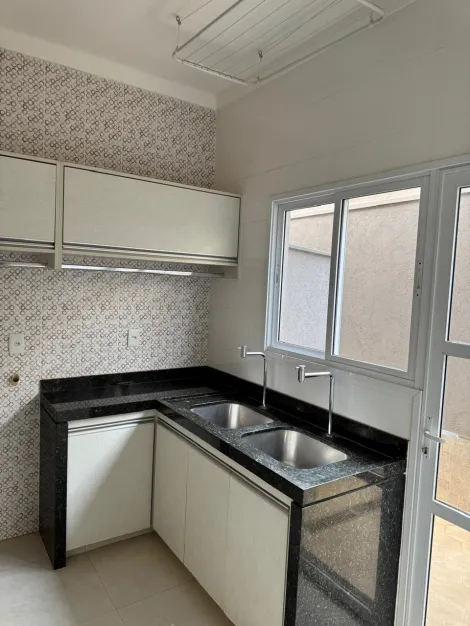 Alugar Casa / Condom&iacute;nio em S&atilde;o Jos&eacute; do Rio Preto R$ 5.500,00 - Foto 9