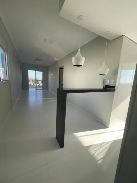 Comprar Apartamento / Padr&atilde;o em S&atilde;o Jos&eacute; do Rio Preto R$ 390.000,00 - Foto 2