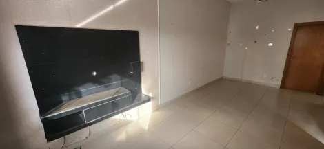 Alugar Casa / Padr&atilde;o em Bady Bassitt. apenas R$ 2.000,00