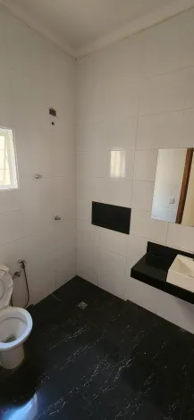Alugar Casa / Padr&atilde;o em Bady Bassitt R$ 2.000,00 - Foto 7