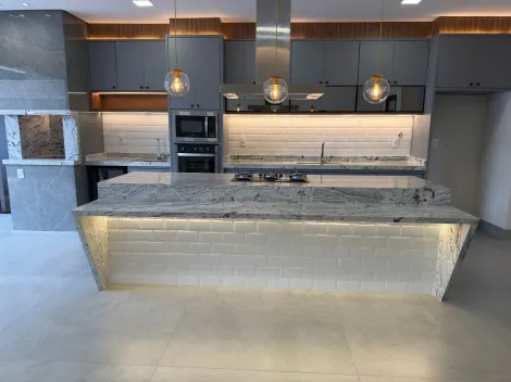 Alugar Casa / Condom&iacute;nio em S&atilde;o Jos&eacute; do Rio Preto. apenas R$ 1.750.000,00