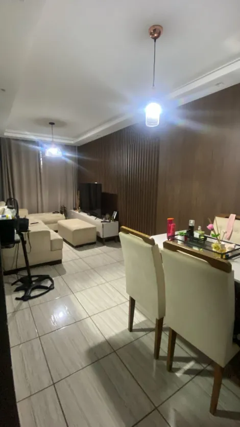 Alugar Apartamento / Padr&atilde;o em S&atilde;o Jos&eacute; do Rio Preto. apenas R$ 200.000,00