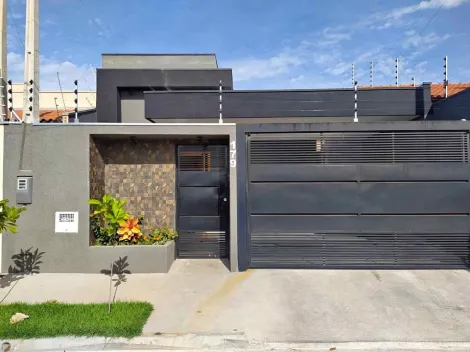 Alugar Casa / Padr&atilde;o em Mirassol. apenas R$ 370.000,00