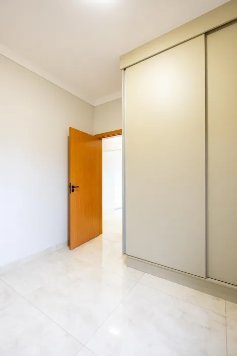 Comprar Casa / Padr&atilde;o em S&atilde;o Jos&eacute; do Rio Preto R$ 680.000,00 - Foto 6