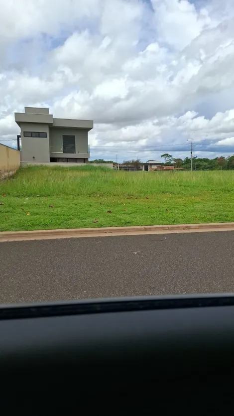 Terreno / Condom&iacute;nio em Mirassol 